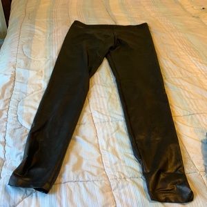 LEATHER LOOK  BROWN PULL ON STRETCH LEGGINGS..MEDIUM